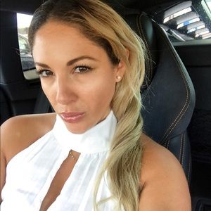 Meet your Posher, Victoria